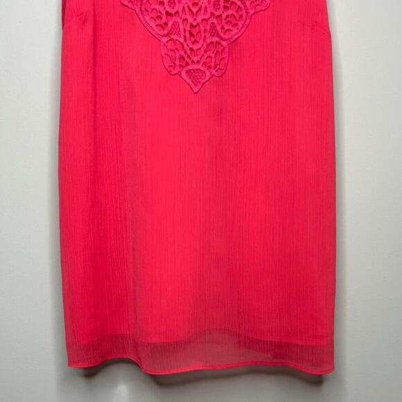 NWT Banana Republic Factory Pink Sleeveless Shirt Size S Crochet Lace - Picture 3 of 9